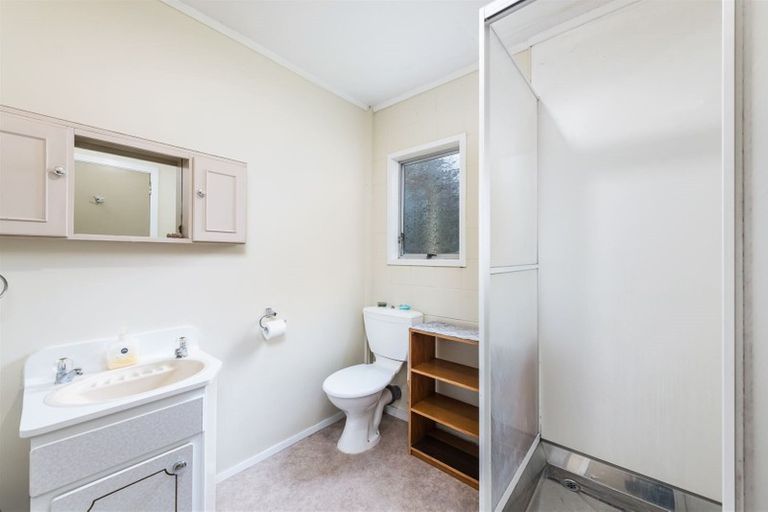 Photo of property in 47 Oreil Avenue, West Harbour, Auckland, 0618