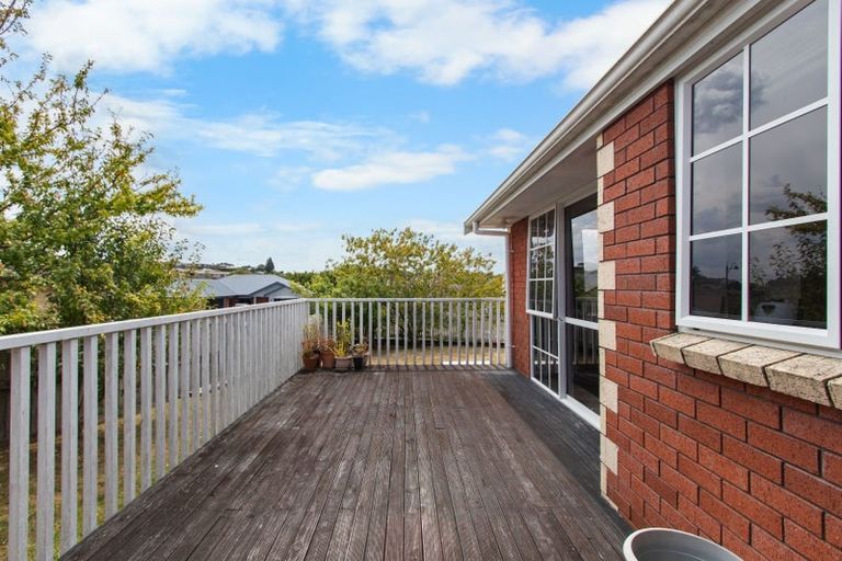 Photo of property in 14 Everton Place, Grandview Heights, Hamilton, 3200