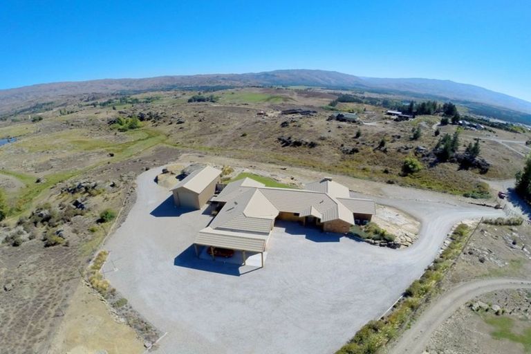 Photo of property in 20 Old Golf Course Road, Bridge Hill, Alexandra, 9320