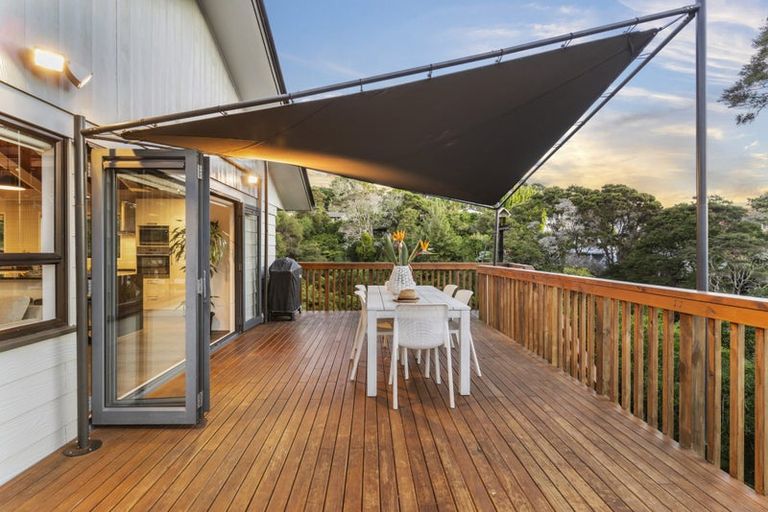 Photo of property in 110 Spinella Drive, Bayview, Auckland, 0629