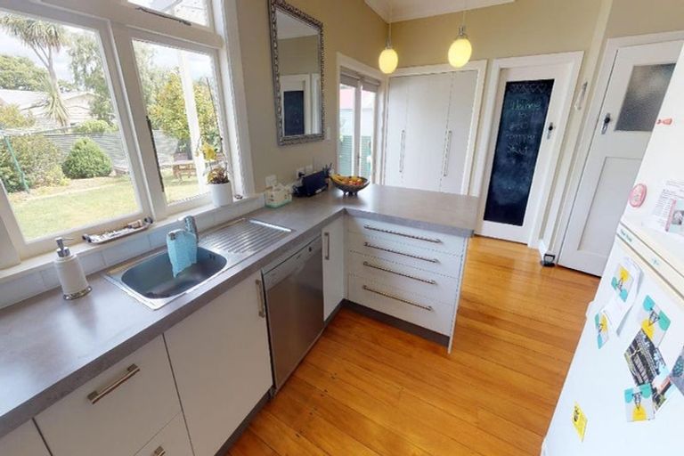 Photo of property in 30 Rongopai Street, Palmerston North, 4414