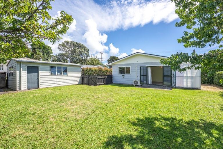 Photo of property in 166a Arawhata Road, Paraparaumu, 5032