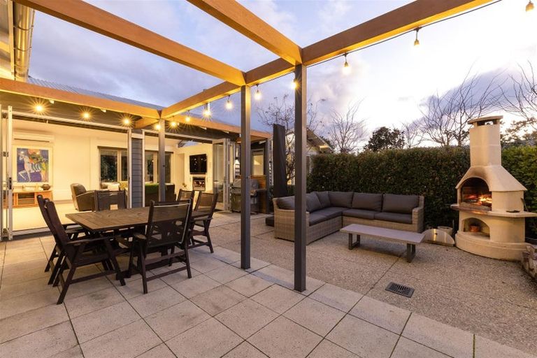 Photo of property in 3 Bridesdale Drive, Lake Hayes, Queenstown, 9304