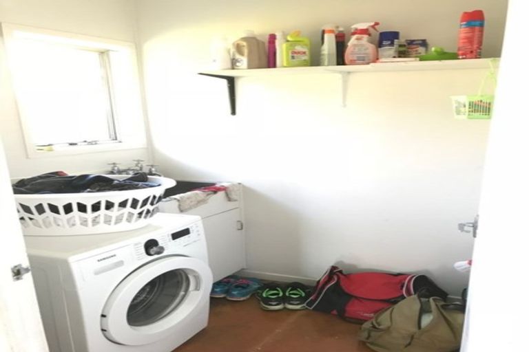 Photo of property in 27 Taurus Crescent, Beach Haven, Auckland, 0626