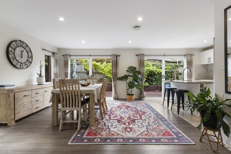 Photo of property in 3 Stamford Crescent, Flat Bush, Auckland, 2019