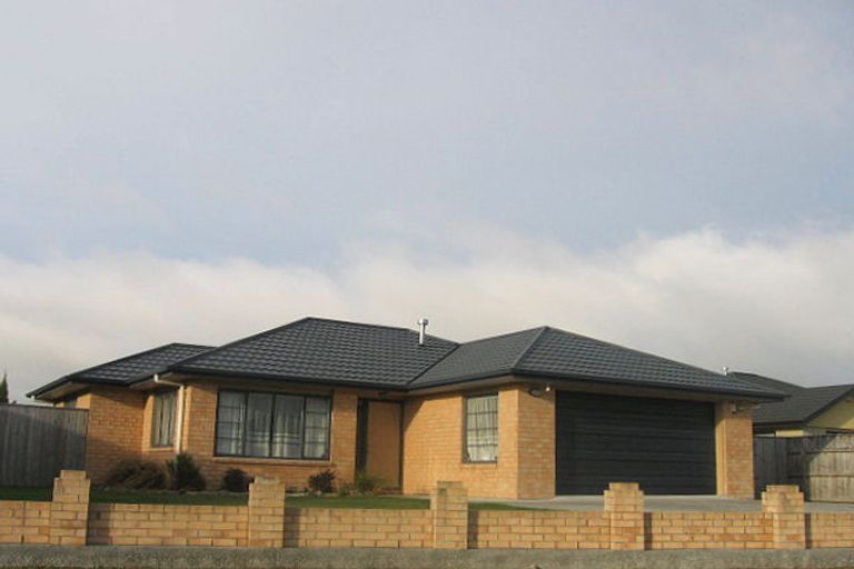 Photo of property in 6 Brookside Close, Highbury, Palmerston North, 4412