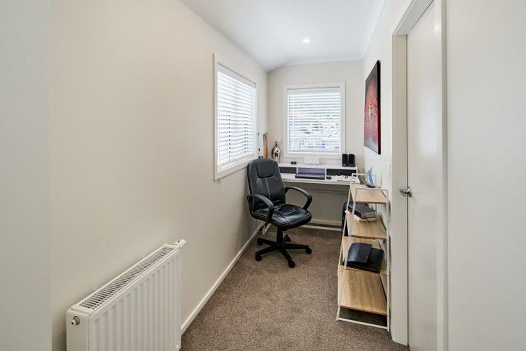 Photo of property in 8 Henrietta Maxwell Grove, Wainuiomata, Lower Hutt, 5014