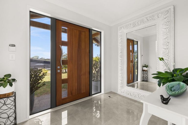 Photo of property in 10 Quarry Ridge, Poraiti, Napier, 4182