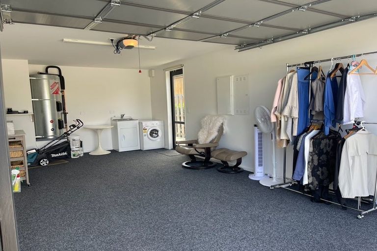 Photo of property in 21 Red Cottage Drive, Lake Hayes, Queenstown, 9304