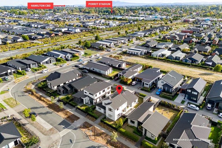 Photo of property in 8 Lavinias Way, Chartwell, Hamilton, 3210