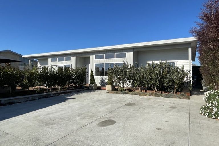 Photo of property in 2/2a Rhodes Street, Parkside, 7910