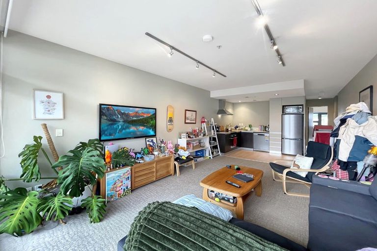 Photo of property in Revolucion Apartments, 301s/28 Torrens Terrace, Mount Cook, Wellington, 6011