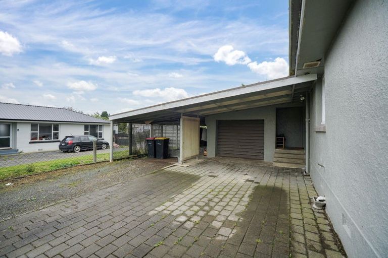 Photo of property in 106 Dunlop Street, Wallacetown, 9816