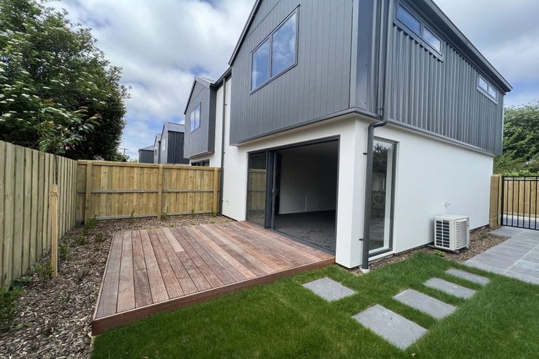 Photo of property in 5/135 Hills Road, Edgeware, Christchurch, 8013