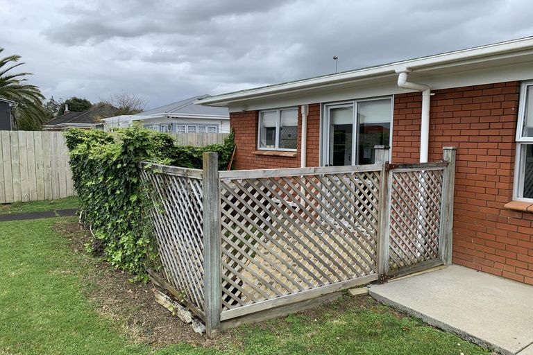 Photo of property in 1/63 Cook Street, Howick, Auckland, 2014