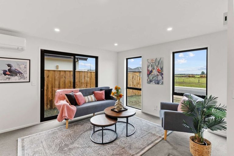 Photo of property in 19 Ellmers Street, Woodend, 7691