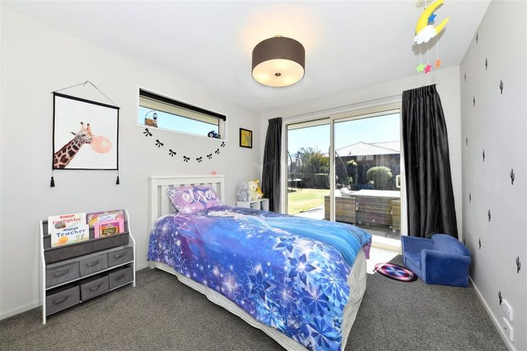 Photo of property in 16 Bradbury Avenue, Rolleston, 7614