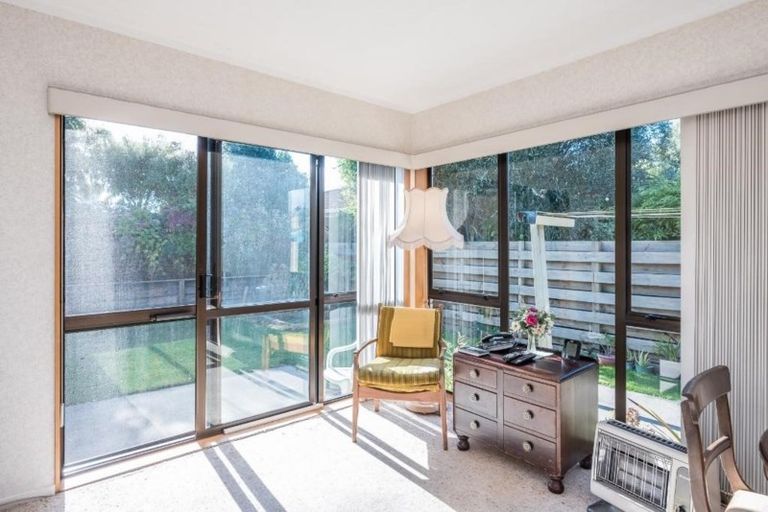 Photo of property in 15 Cedar Drive, Paraparaumu Beach, Paraparaumu, 5032