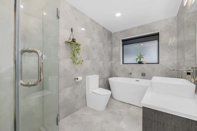 Photo of property in 3 Tannaghmore Drive, Flat Bush, Auckland, 2019