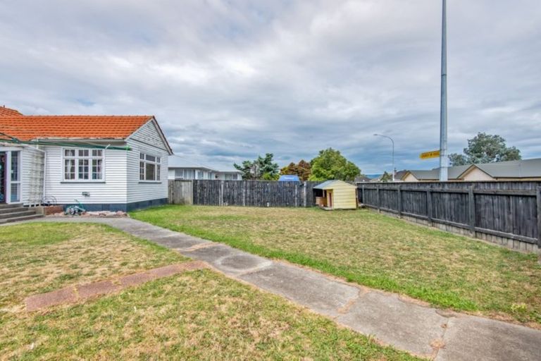 Photo of property in 1006 Tremaine Avenue, Roslyn, Palmerston North, 4414