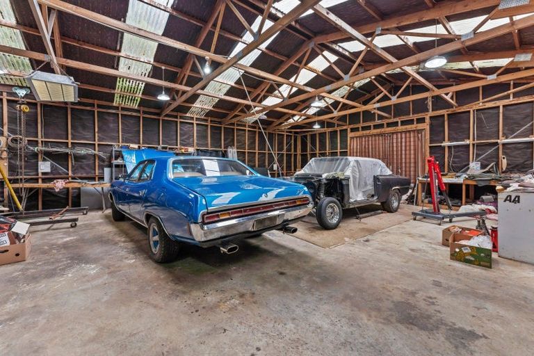 Photo of property in 312 Moores Valley Road, Wainuiomata, 5373