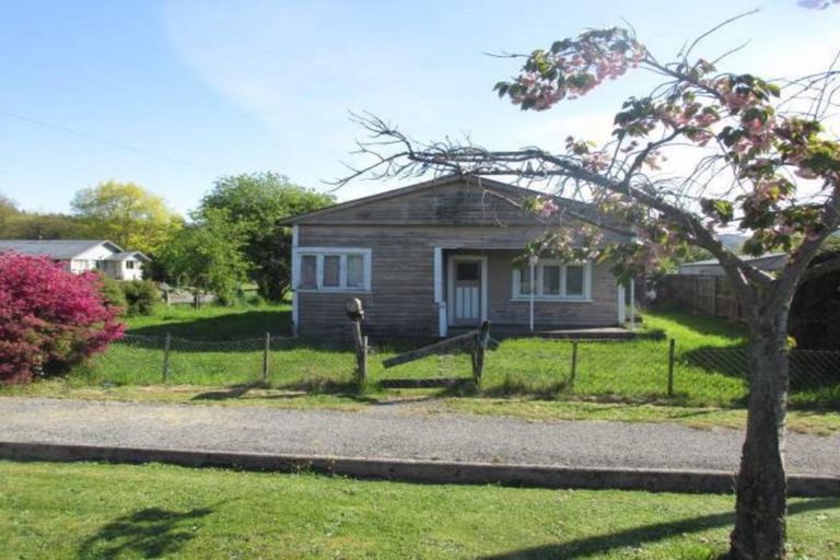 Photo of property in 112 Buller Road, Reefton, 7830