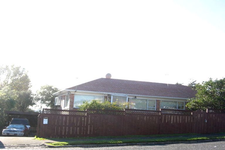 Photo of property in 1 Browns Road, Manurewa, Auckland, 2102