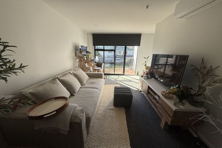 Photo of property in 5/5 Dellwood Avenue, Henderson, Auckland, 0612