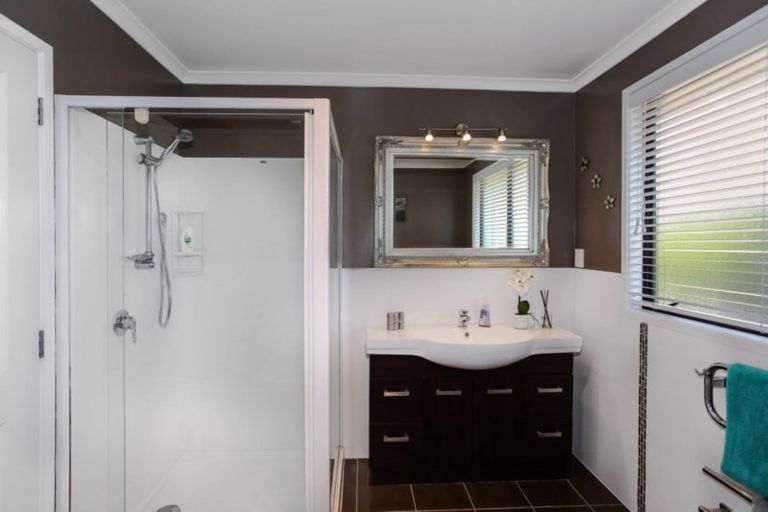 Photo of property in 71 John Street, Pukekohe, 2120