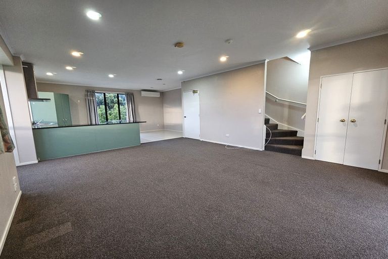Photo of property in Tuscany Towers, 84/1 Ambrico Place, New Lynn, Auckland, 0600