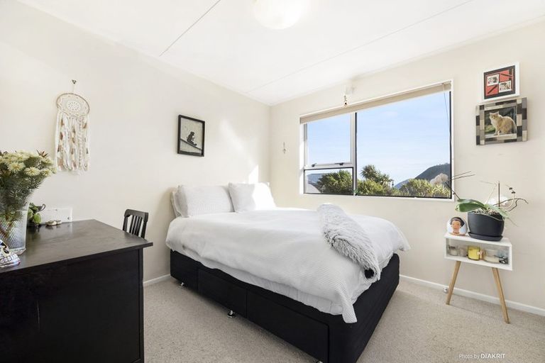 Photo of property in 18 Welland Place, Island Bay, Wellington, 6023