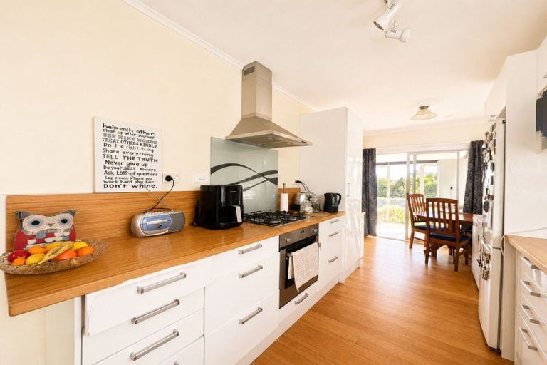 Photo of property in 212 Waikiekie Road, Thames, 3500