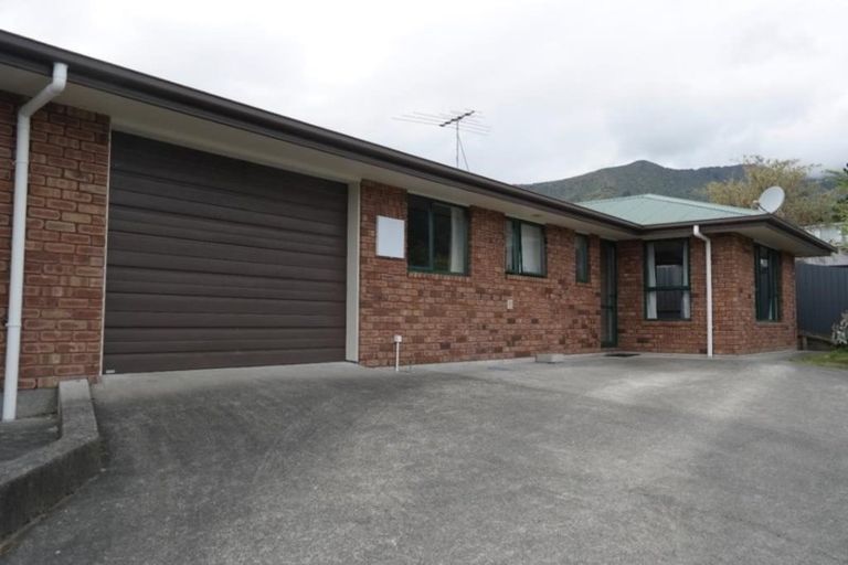 Photo of property in 16a Admiralty Place, Waikawa, Picton, 7220