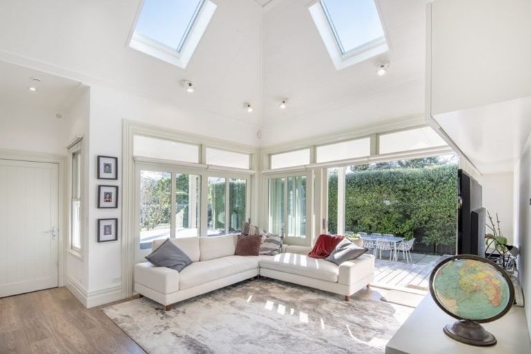 Photo of property in 4 Bath Street, Devonport, Auckland, 0624