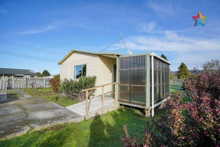 Photo of property in 41 Alderly Street, Otautau, 9610