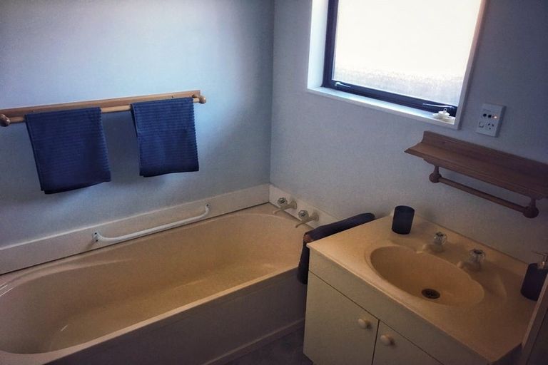 Photo of property in 3 Glenmore Avenue, Casebrook, Christchurch, 8051