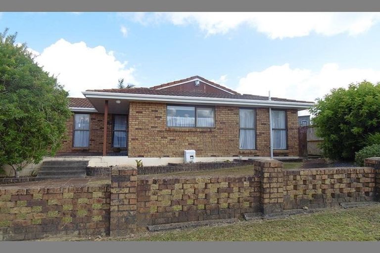 Photo of property in 52 Jandell Crescent, Bucklands Beach, Auckland, 2014