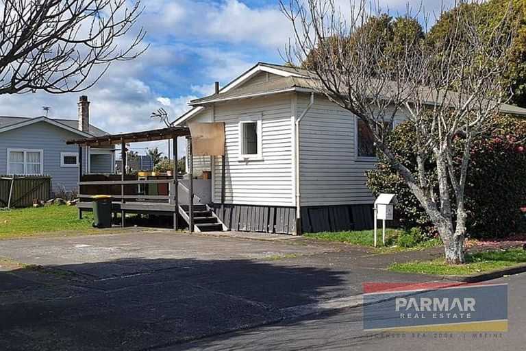 Photo of property in 8 Reagan Road, Manukau, Auckland, 2025