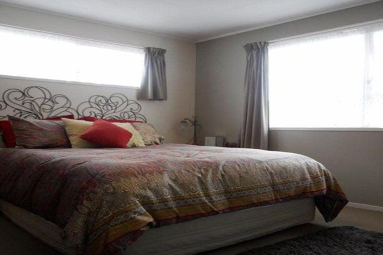 Photo of property in 21 Bellfield Road, Opaheke, Papakura, 2113