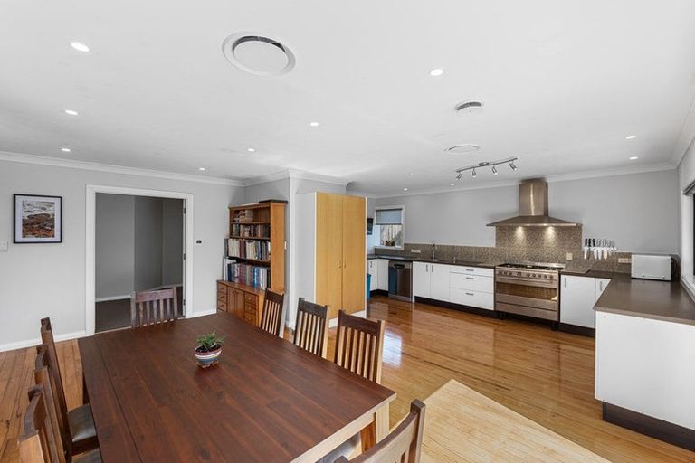 Photo of property in 4 Waimarie Road, Whenuapai, Auckland, 0618