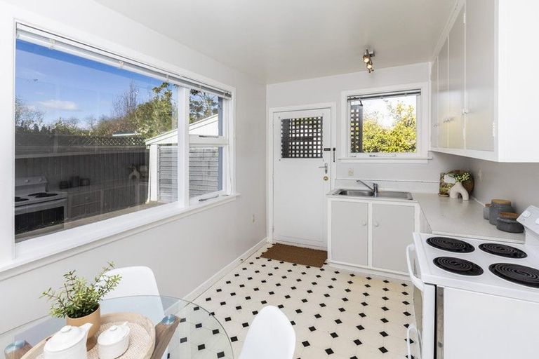 Photo of property in 3/36 Kinloch Street, St Albans, Christchurch, 8014