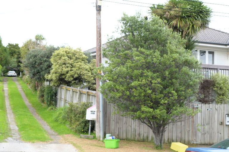 Photo of property in 208 Moore Street, Howick, Auckland, 2014
