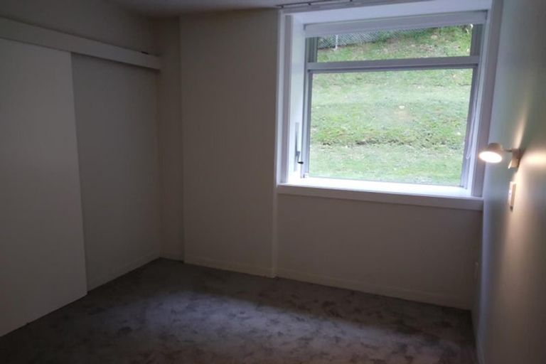 Photo of property in Jerningham Apartments, 20 Oriental Terrace, Oriental Bay, Wellington, 6011