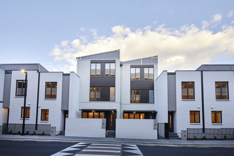 Photo of property in 17/666b Great South Road, Ellerslie, Auckland, 1051