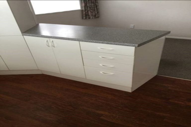 Photo of property in 3 Kowhai Street, Levin, 5510