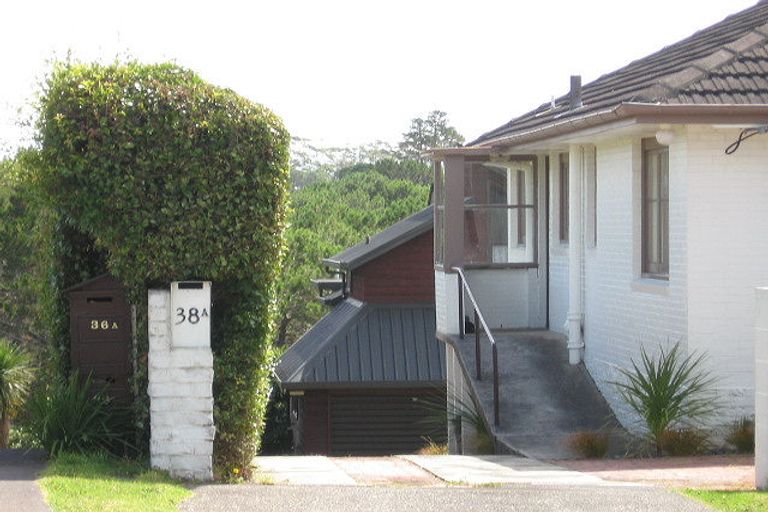 Photo of property in 1/38 Aberdeen Road, Campbells Bay, Auckland, 0620