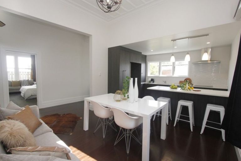 Photo of property in 48 Waldegrave Street, Palmerston North, 4410