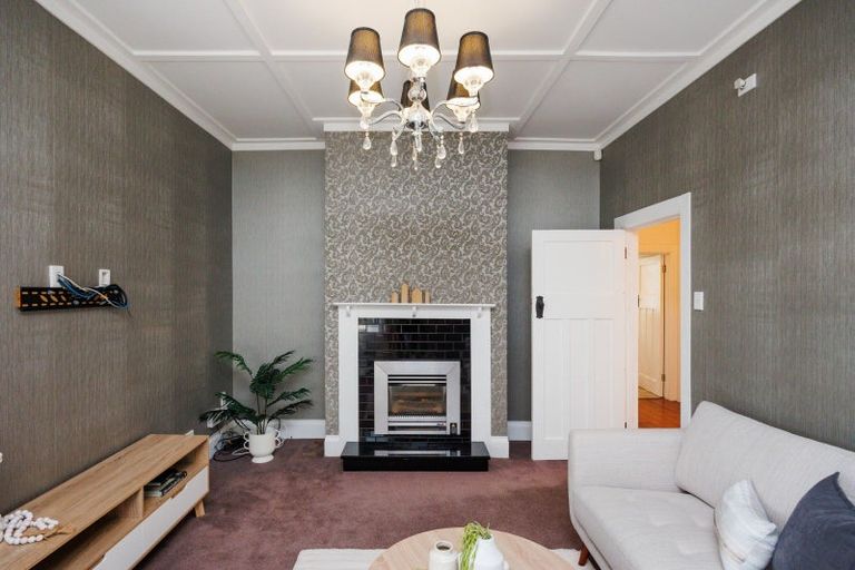 Photo of property in 223 College Street, West End, Palmerston North, 4412