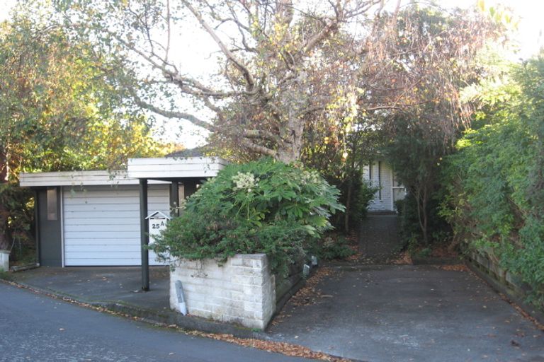 Photo of property in 25a Goldsborough Avenue, Raumati Beach, Paraparaumu, 5032