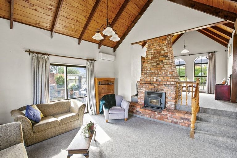 Photo of property in 288e Mangorei Road, Merrilands, New Plymouth, 4312